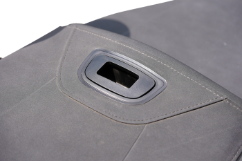 SLOTTED SEAT PLUG GL1800