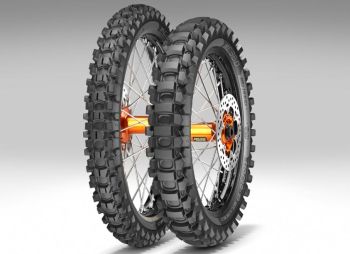 METZELER MC360 mid hard 110/100 - 18 M/C 64M MST R