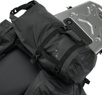 BAG ADV1 REAR CENTER