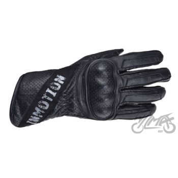 Kindad In Motion, long perf.