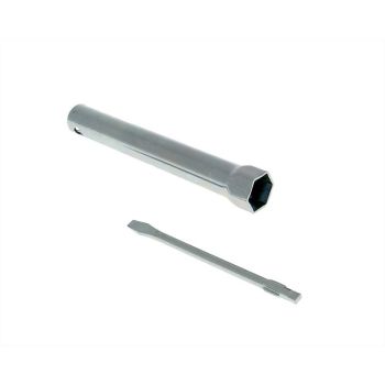 Süüteküünla võti 18 mm