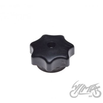 Mootori kaane mutter SR