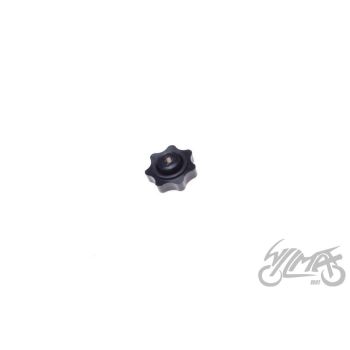 Mootori kaane mutter SR